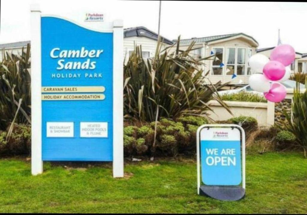 Parkdean Resorts Camber Sands Caravan 2023 Exterior photo