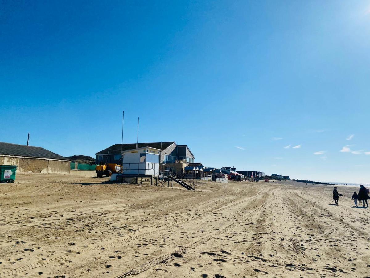 Parkdean Resorts Camber Sands Caravan 2023 Exterior photo