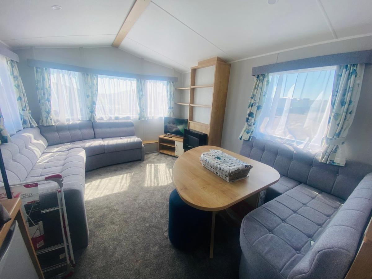 Parkdean Resorts Camber Sands Caravan 2023 Exterior photo